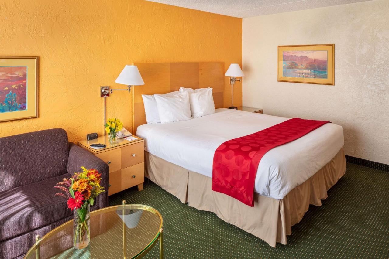 Ramada By Wyndham Tucson Hotel Luaran gambar